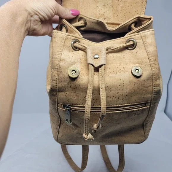 Montado Vegan Cork Backpack Two Toned Tan Brown Taco Flap Minimalist Western - Picture 6 of 12